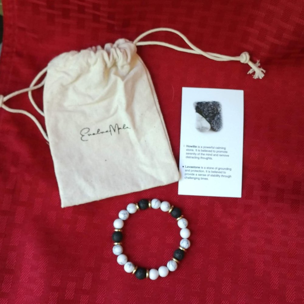 NWT Howlite & Lavastone "Calming" Bracelet